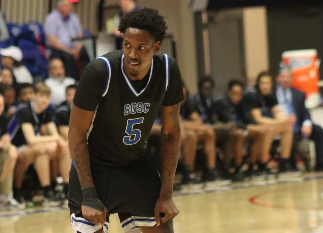 basketball player in SGSC shirt